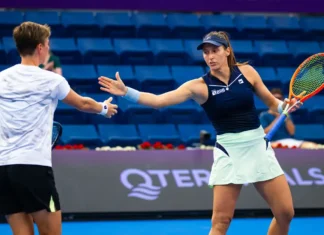 Luisa Stefani conquista torneio de duplas do WTA 1000 de Doha