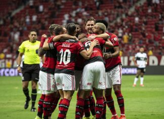 Flamengo goleia Olímpia em Brasília e vai à semifinal da Libertadores