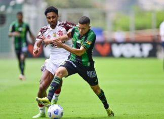 Com gols no fim, América-MG e Flamengo empatam pelo Brasileiro