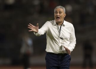 Tite afirma que é uma alegria voltar a comandar o Brasil no Maracanã