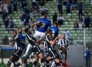 Goleiros brilham e Botafogo e Cruzeiro empatam