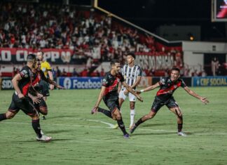Líder Atlético-MG tropeça diante do Atlético-GO