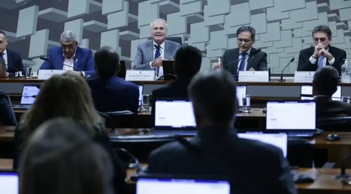 Comissão do Senado aprova isenção do IR para quem ganha até RS 5 mil