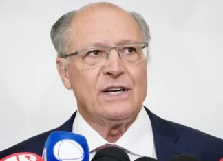 Alckmin diz esperar queda dos juros na próxima reunião do Copom