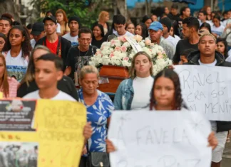 Lista de mortos em operação no RJ evidencia letalidade de jovens