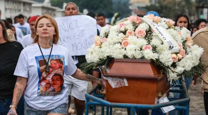 Últimos corpos de pessoas assassinadas em operação no Rio deixam o IML