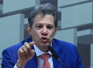 Haddad avalia como robusto processo do BC sobre o Banco Master