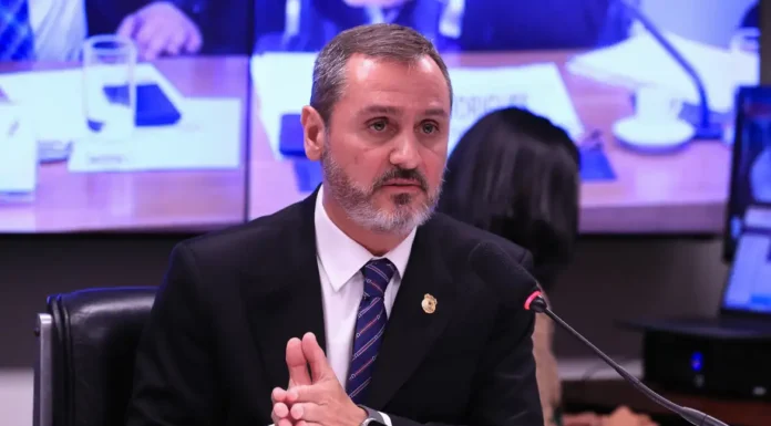 Em CPI, PF pede aumento de 38% em orçamento e sugere dobrar efetivo