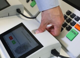 Voto em trânsito é opção para quem perdeu prazo de transferir título