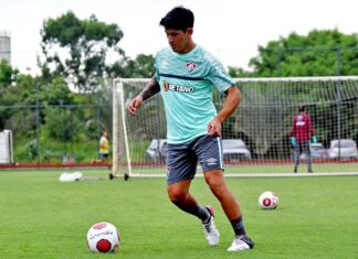 Centroavante Germán Cano é anunciado pelo Fluminense