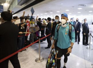 Seleção desembarca em Tóquio para amistoso