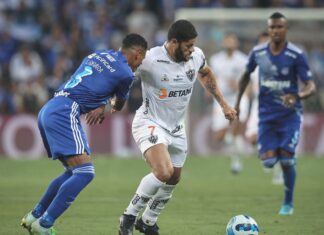 Libertadores: Hulk perde pênalti e Galo empata na ida das oitavas