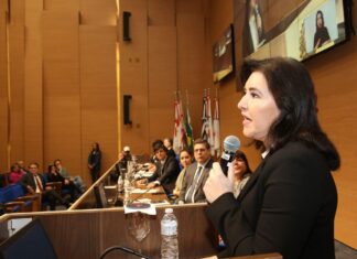 Simone Tebet quer o fim da reeleição e do orçamento secreto