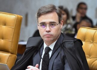 Ministro suspende normas que permitem salários acima do teto em Goiás
