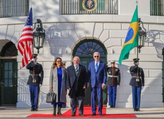 Nos Estados Unidos, Lula reitera defesa da democracia no mundo
