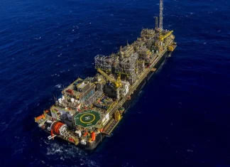 Produção de óleo no pré-sal cai 3,4% no último trimestre de 2024