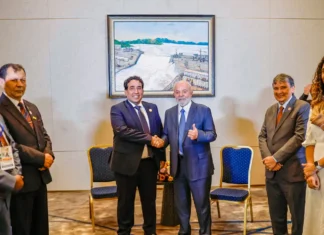 Lula se reúne com presidentes africanos e fala em “sul global” forte