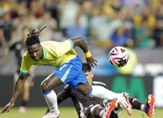 Brasil enfrenta EUA em último teste para a Copa América