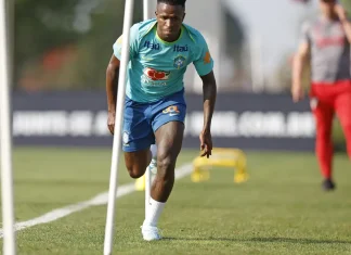 Brasil enfrenta Equador buscando recuperação nas Eliminatórias