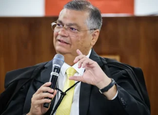 Dino libera emendas da saúde para garantir piso constitucional