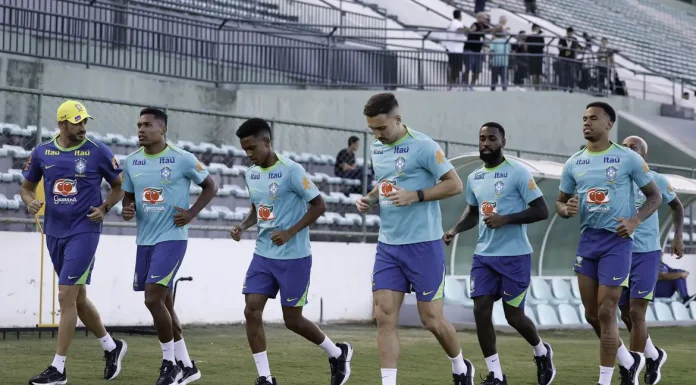 Eliminatórias: Dorival comanda primeiro treino com grupo completo