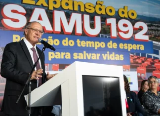 Governo entrega 156 novas ambulâncias para a frota do Samu