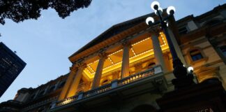 Aumento de casos de covid-19 fecha Biblioteca Nacional, no Rio