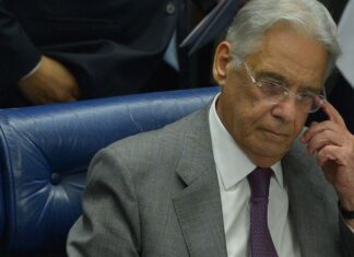 Ex-presidente FHC terá de passar por cirurgia, diz hospital