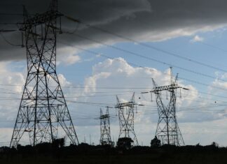 Leilão de linhas de transmissão vai gerar investimento de R$15 bilhões