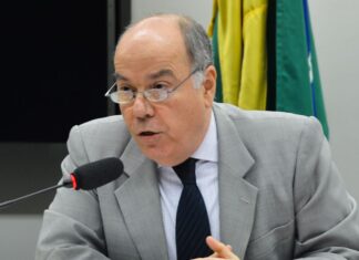 Chanceler diz que Brasil não enviará à Ucrânia munição para tanques