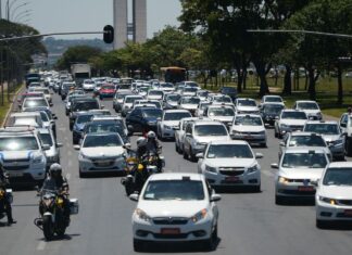 Prefeituras farão cadastro para o auxílio taxista
