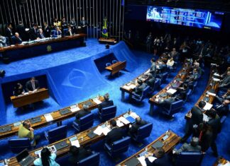 Senado define regras de combate à violência política contra a mulher