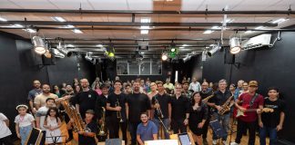 Alunos da Estação Cidadania de Santana de Parnaíba realizam apresentação de música de fim de ano