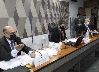 CPI: atraso na 2ª dose não invalida esquema vacinal, diz Dimas Covas
