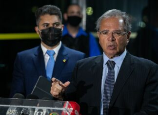 Guedes: auxílio será prorrogado por mais 2 meses e pode ser estendido