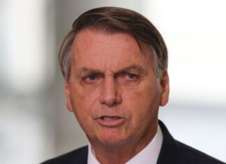 Bolsonaro lamenta eleição de Castillo para a Presidência do Peru