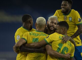 Brasil goleia seleção peruana e segue 100% na Copa América