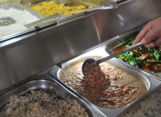 População em situação de rua de SP terá comida grátis até dezembro