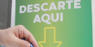 Papa-pilhas auxilia na reciclagem de materiais em Barueri
