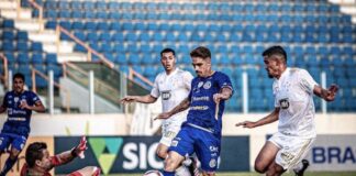 Série B: Cruzeiro tem dois expulsos e cai para Confiança na estreia