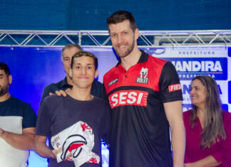 Programa Atleta do Futuro é oficializado em Jandira e recebe medalhista olímpico em evento de inauguração