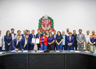 No Palácio dos Bandeirantes, Doutor Sato participa de reunião para discutir ações e prevenções frente às causas climáticas