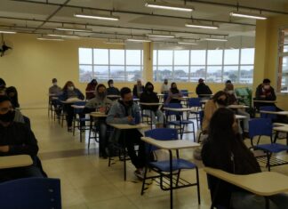 Etecs e Fatecs retomam aulas presenciais a partir desta semana