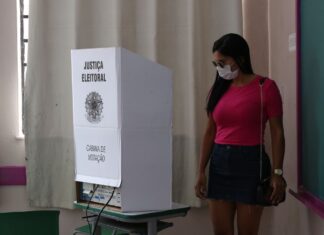 Eleições 2022 mantém maioria do eleitorado feminina, com 53%