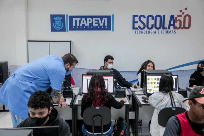 Escola 5.0 - Celio Júnior EXLibris PMI