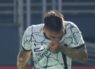 Em jogo movimentado, Corinthians busca o empate nos acréscimos com o Red Bull Bragantino pelo Brasileirão