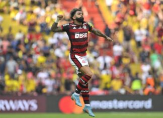 Flamengo vence o Athletico e se torna tricampeão da Libertadores
