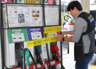 Procon-SP passa a fiscalizar postos de combustíveis durante os finais de semana