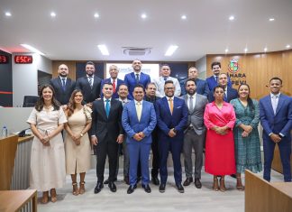 Teco toma posse como prefeito de Itapevi