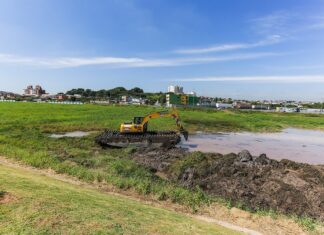 Prefeitura de Itapevi inicia limpeza dos três piscinões
